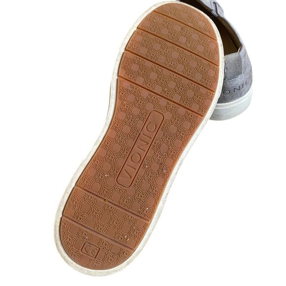 Vionic Kimmie Perf Loafer 7 EU 37 Gray Suede Slip On Low Top Casual Sneaker - Picture 7 of 8